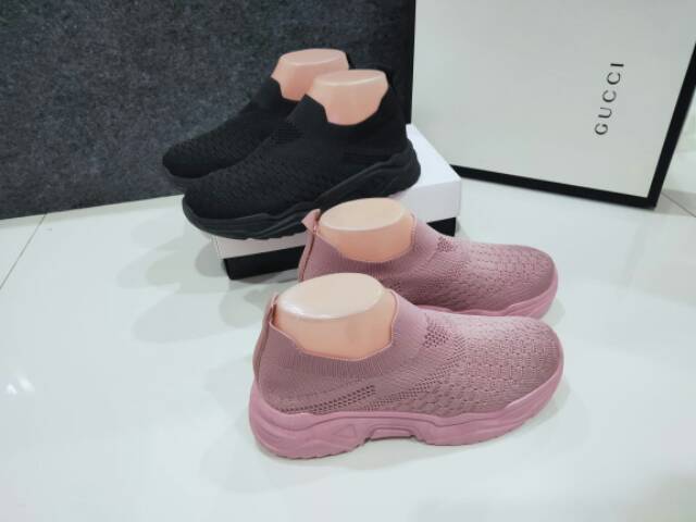 Sepatu dewasa sepatu wanita import bahan rajut halus lembut