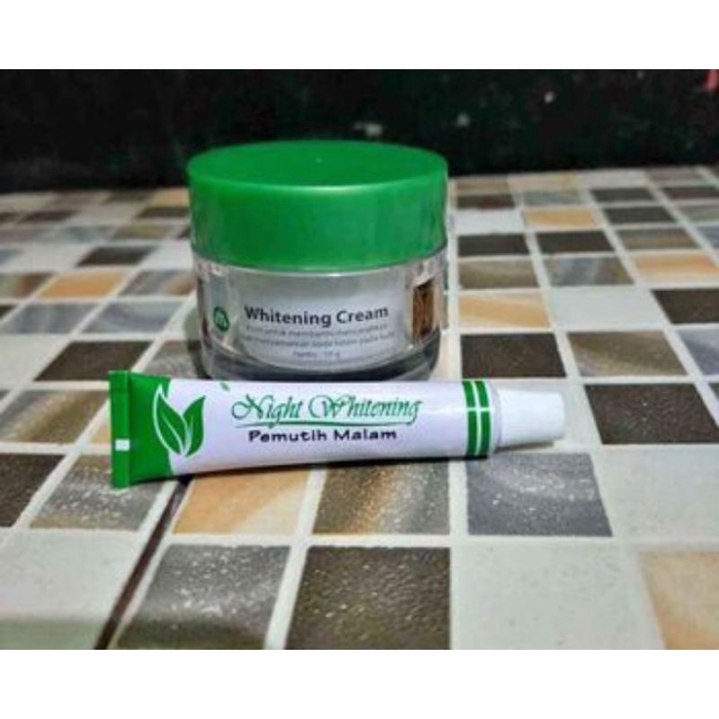 salep flek hitam bandel cream pemutih wajah.