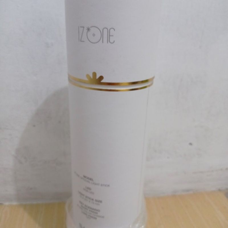 lightstick izone bekas