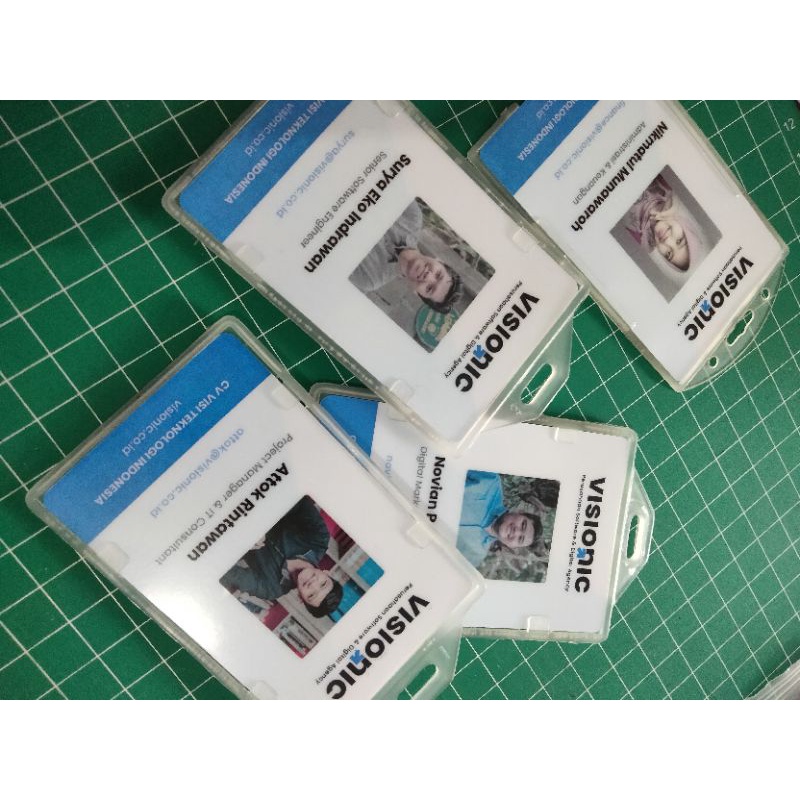 

ID CARD KARYAWAN BAHAN PVC