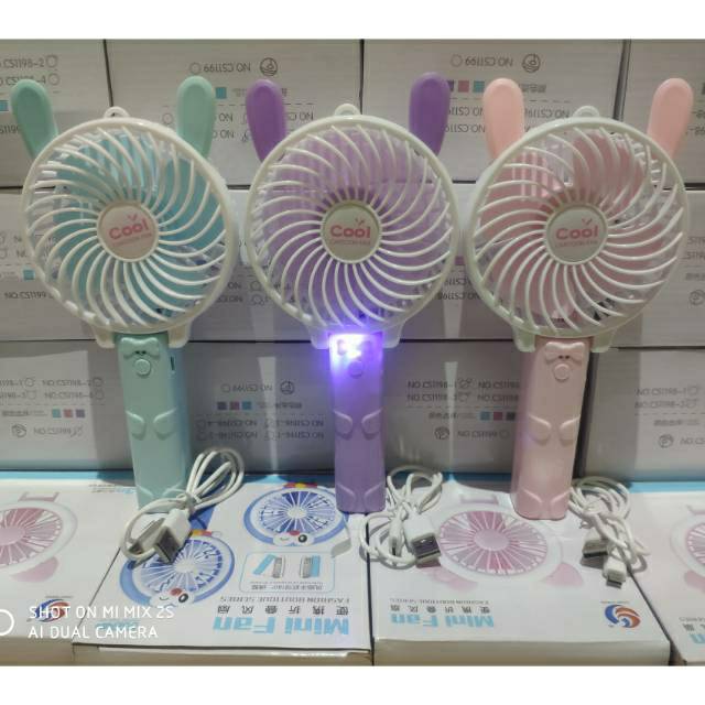 LED Kipas Mini Portabel Karakter