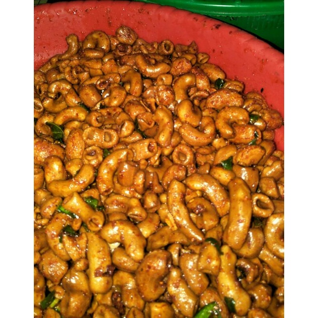 

makaroni bantat pedas daun jeruk 150gram