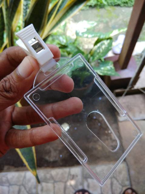 

Arm Tempat ID Card acrylic akrilik bening import plus penjepit jepitan Name Tag plastik putih