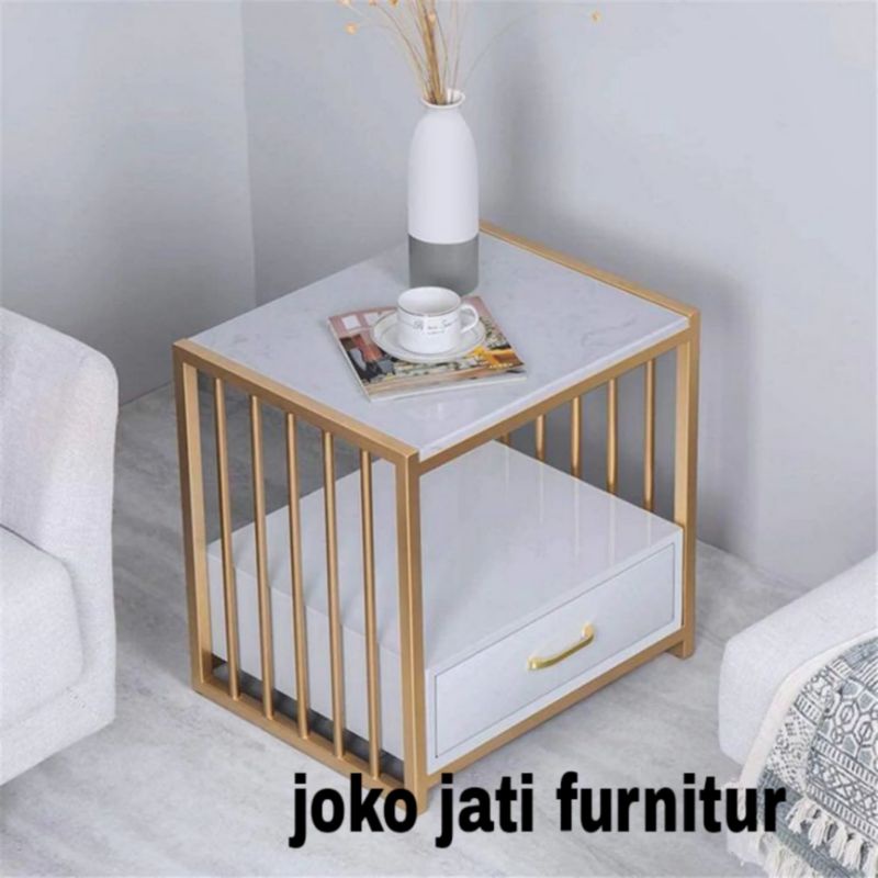 nakas kesil besi/nakas samping