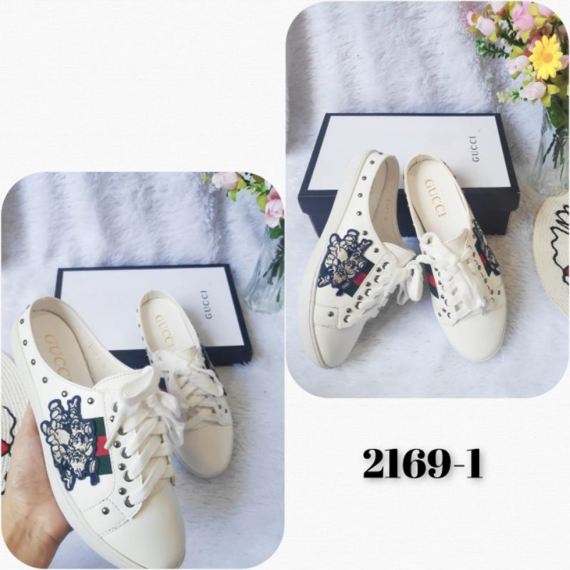 Share ulang Bestseller Sepatu Wanita Slop Bahan Kulit Kode: 2169-1