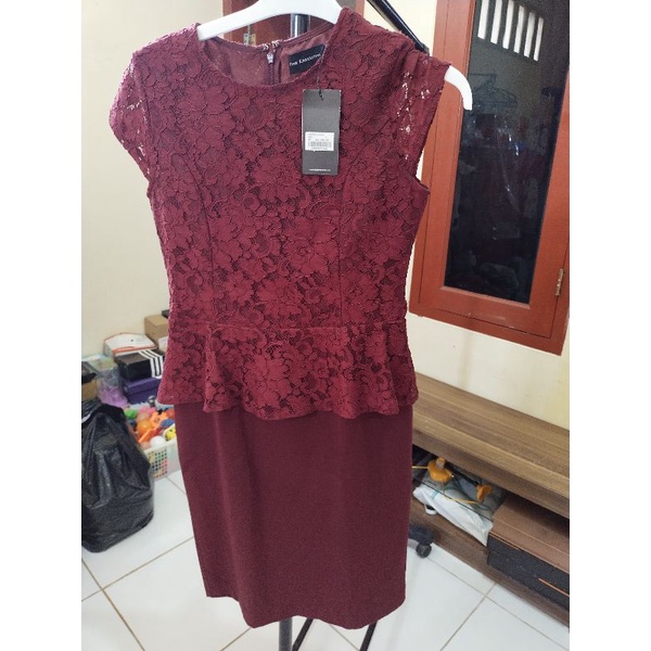 dress brokat the executive