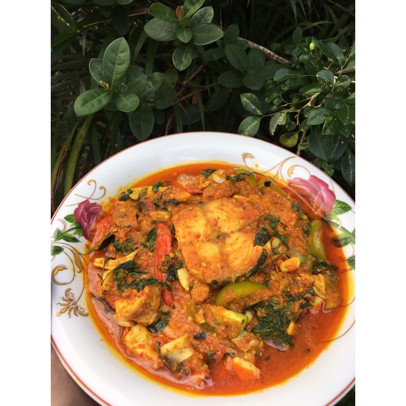 

Ikan Tenggiri Woku Mama Mertua 3 Potong