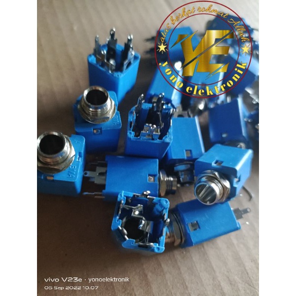 Soket Mic biru Stereo Soket Mic BMA