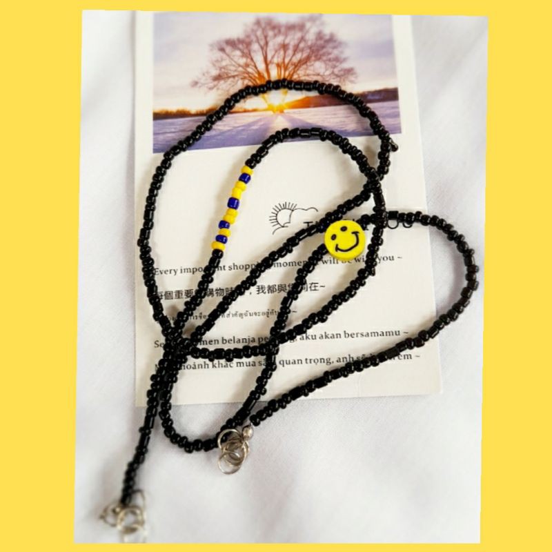 KATALOG STRAP MASK // TAY #TAWAN STRAP MASK BEAD SMILEY // THAI STUFF