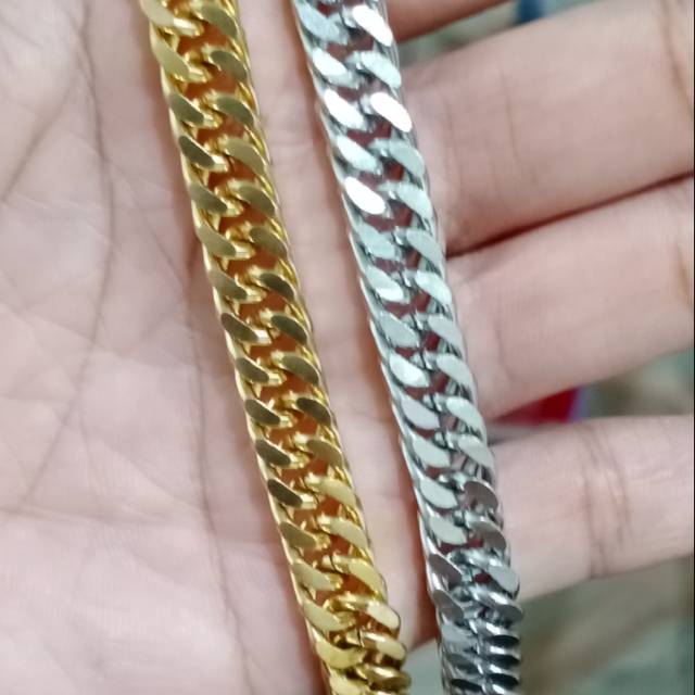 Gelang rantai titanium