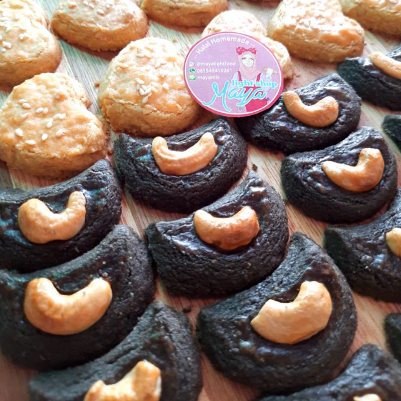 Kue kacang coklat mete almond kue kering kacang tanah peanut cookies coklat kue lebaran hampers parcel lebaran