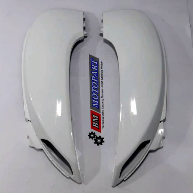 Body Samping Scoopy Fi Putih 2013-2016 / Body Scoopy fi Lama Putih