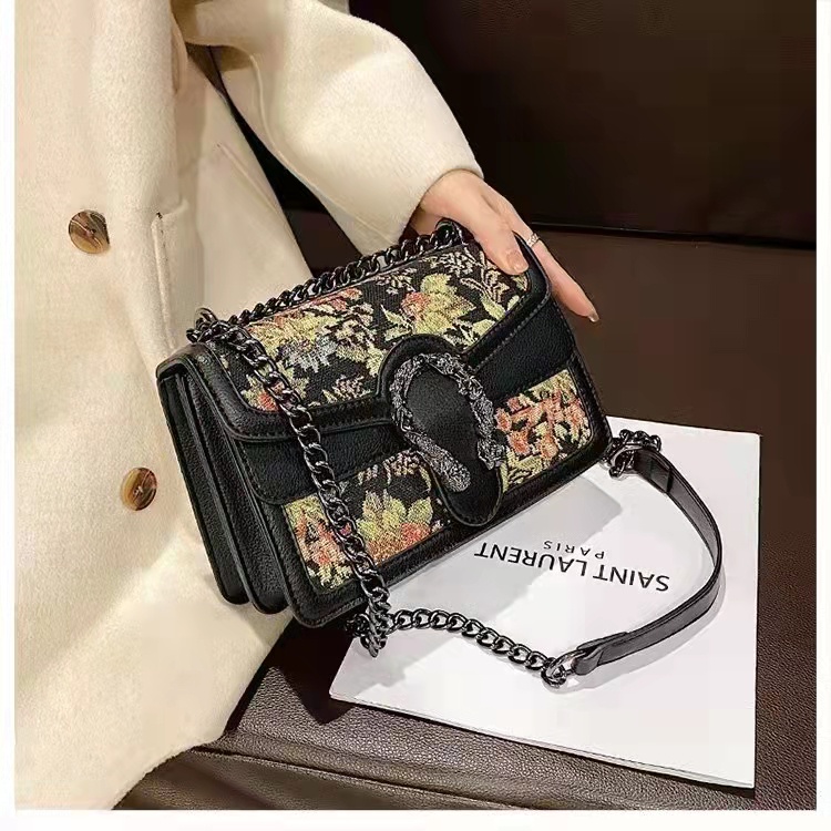 MV_Marvelouz MV601982 tas SELEMPANG Fashion Stylish Modis wanita import terbaru 1kg bisa 2 tas supplier tas import LT1982 BQ3425 EL 5460 CR7829 GT1952