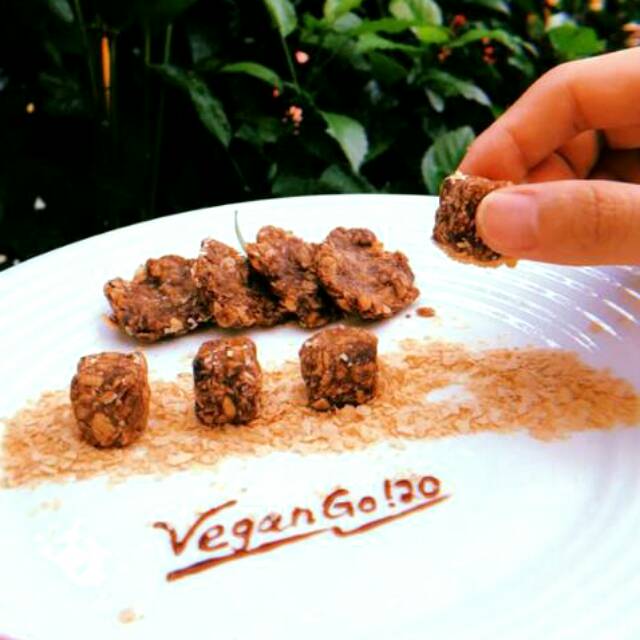 

VeganGo!20 MIXED 6pcs VEGAN SNACKS HALAL MURAH KENYANG ENAK MANTAP