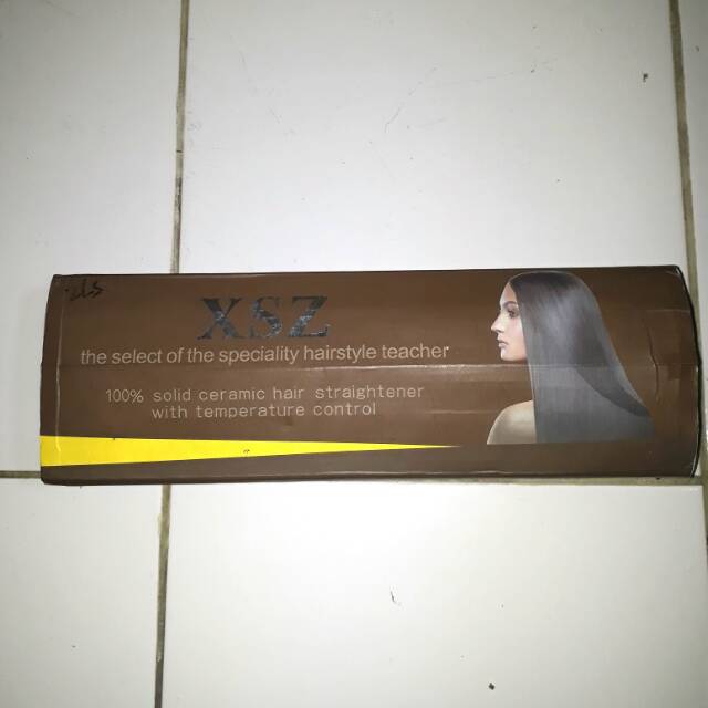 Hair Straightener XSZ 118 (Catokan keramik)