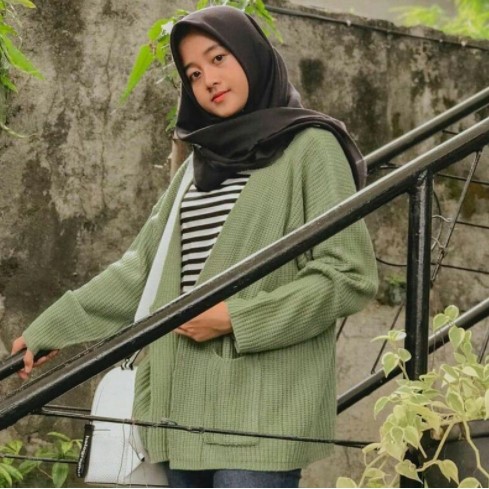 CARDINGAN WANITA/LOCCY CARDI/CARDIGAN RAJUT OVERSIZE-MINT