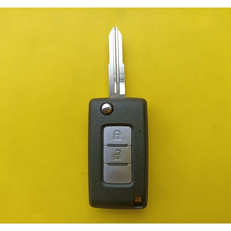 Casing flipkey mitsubishi model lipat xpander pajero outlander mirage