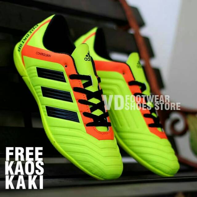 SEPATU BEST SELLER  Bola Futsal Soccer Mitre Impel D32P White Red BB1052WG7 Original