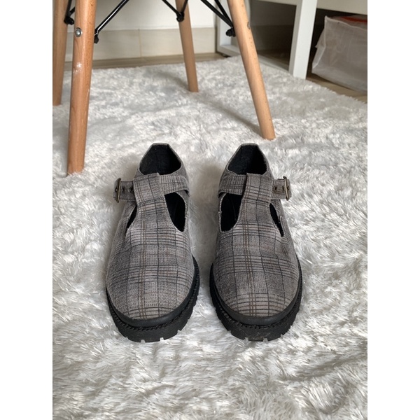 Preloved MKS MJ Tartan Grey Shoes size 37
