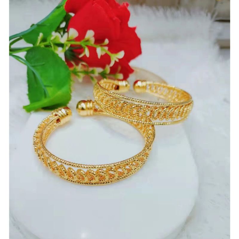 Gelang Titanium Lapis Emas 24k Perhiasan Fashion