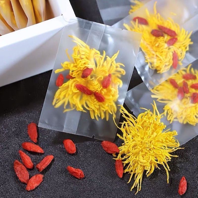

金丝皇菊 golden chrysanthenum flower with red goji berry tea
