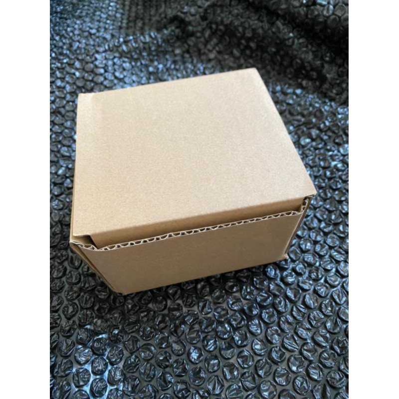 

dus jam tangan dus hampers kecil 11,5 x 10,5 x 8