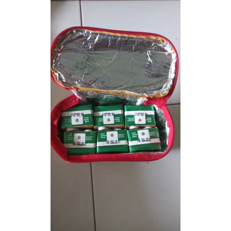 

Milo UHT 110 ml isi 6 gratis cooler bag