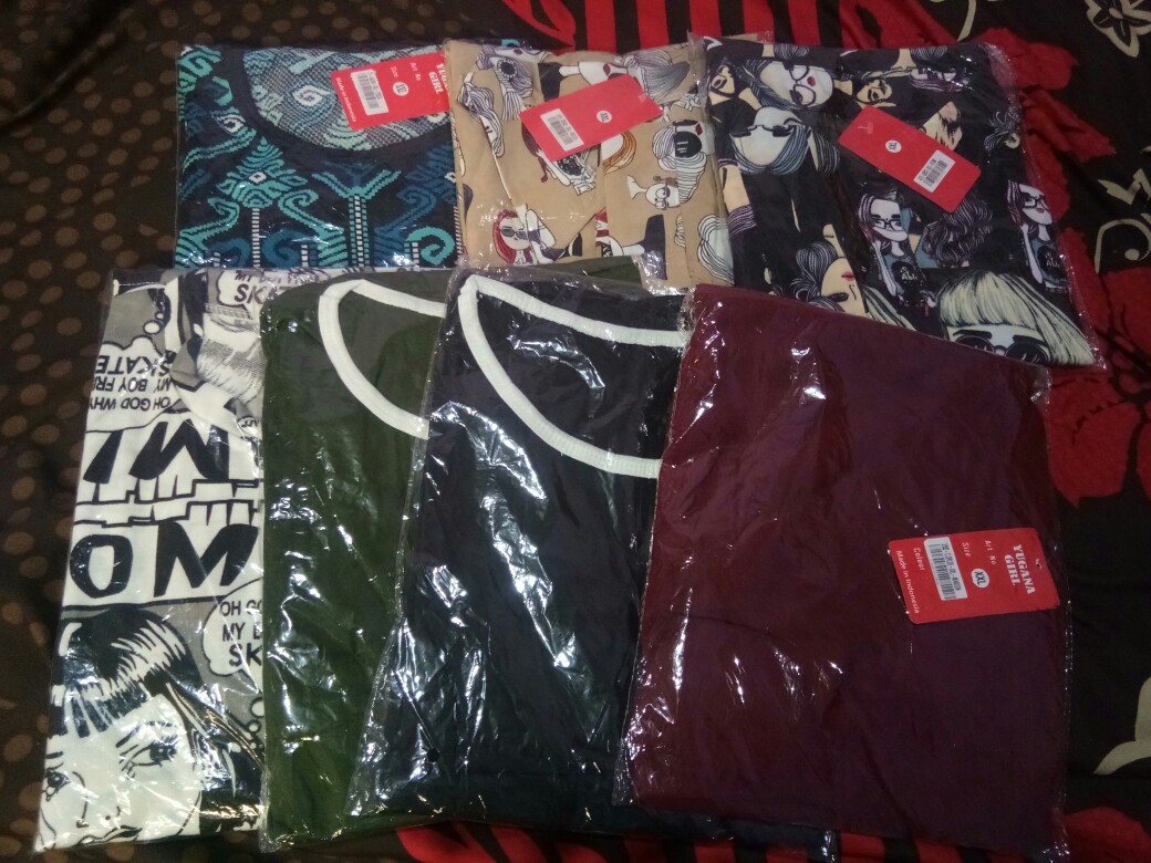 Monellina Lalika Kaos Batik Wanita Oversize Lengan Pendek