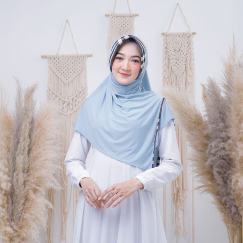 Lulu Hijab New Bluberry / Bergo Lulu motif kombinasi bahan stella
