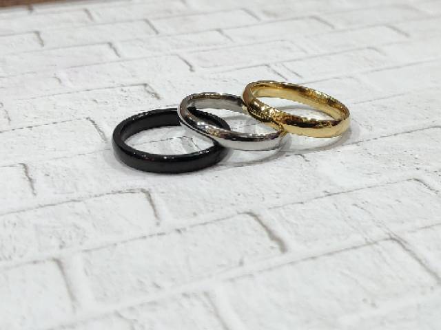 Cincin couple cincin kawin warna emas hitam putih silver black gold