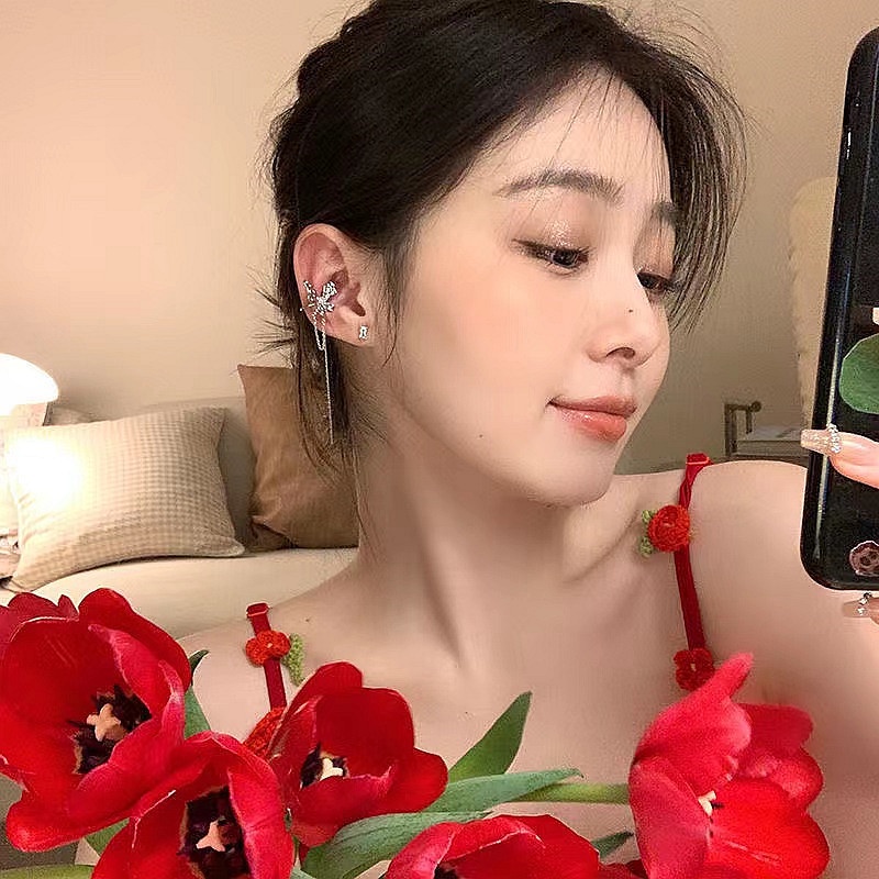 Anting Tusuk Asimetris Model Kupu-Kupu Dengan Rumbai Gaya Korea Untuk Wanita Butterfly