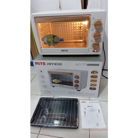 Oven listrik Mito HIT kapasitas 22 liter (warna random)