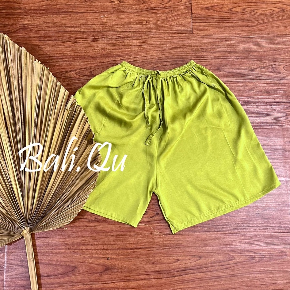 Celana Pendek Polos Jumbo Bali-HIJAU MUDA