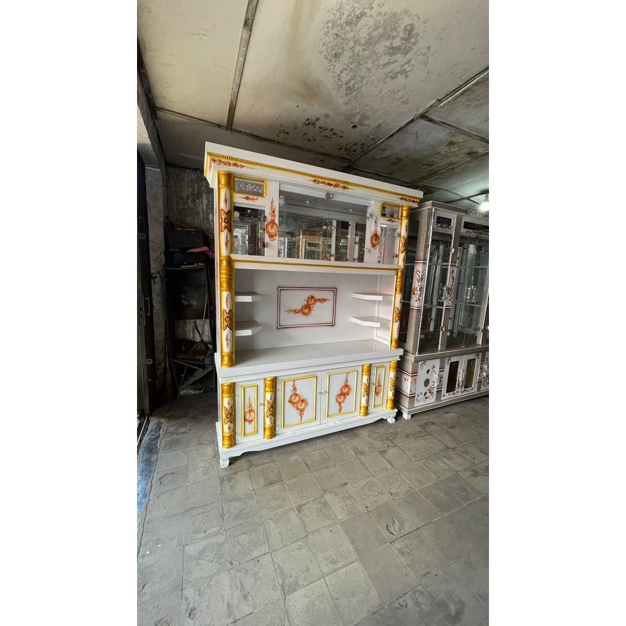 Bupet Pajangan TV Kristal SKBM