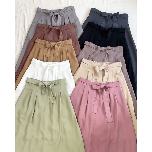 TAVISHA SKIRT / LEXIE SKIRT / PLEATED TIER SKIRT / SEKA SKIRT ROK PANJANG / FLOWY SKIRT / FLOWY BASIC SKIRT / SKIRT FIT TO XXL / KOREAN FLOWY SKIRT / BASIC SKIRT / ROK POLOS