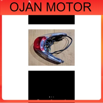 .. reflektor lampu belakang vario karbu 110 original copotan