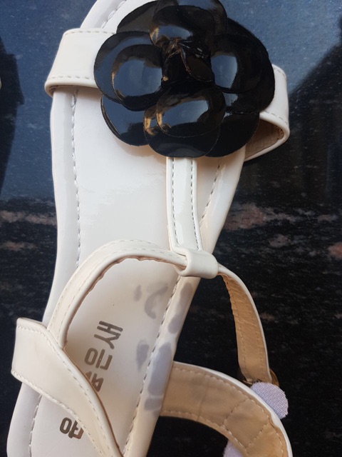 GUCC FLOWER SANDAL WHITE sepatu sandal anak perempuan bagus putih bunga branded import lucu murah