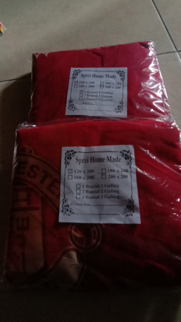 Sprei Homemade Motif Bola