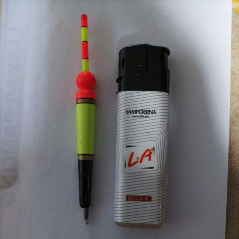 pelampung kayu fosfor