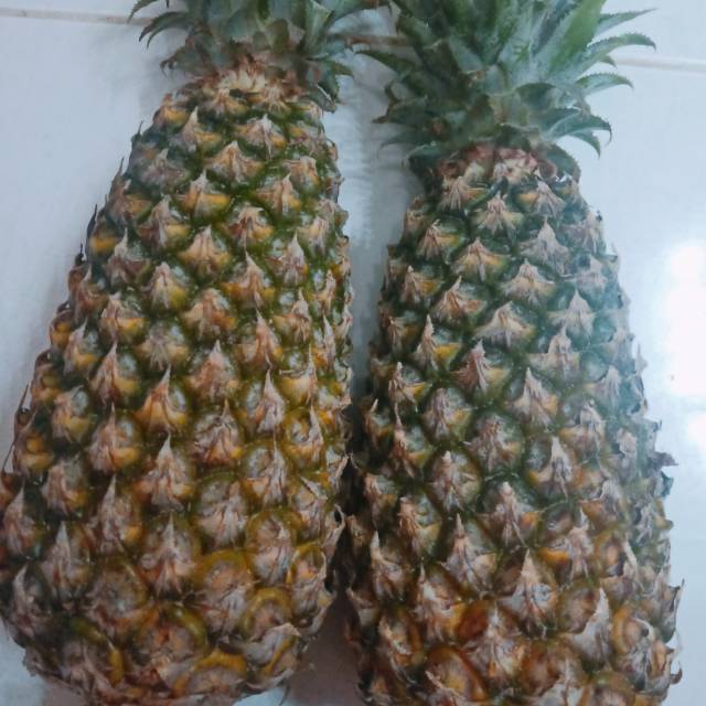 

nanas madu