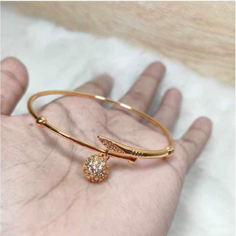 gelang paku titanium