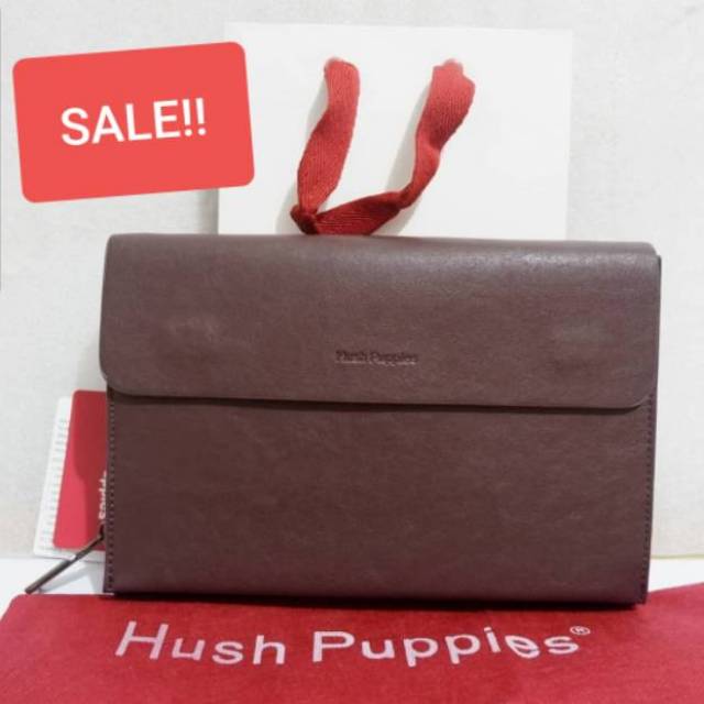 hush puppies clutch bag