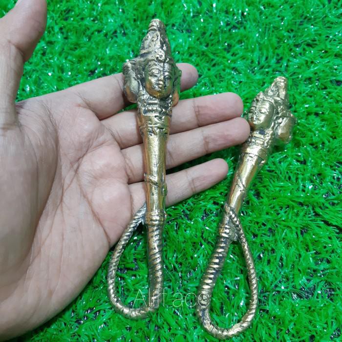 

fikashop000 pecut kepala tri sula kuningan sari asli