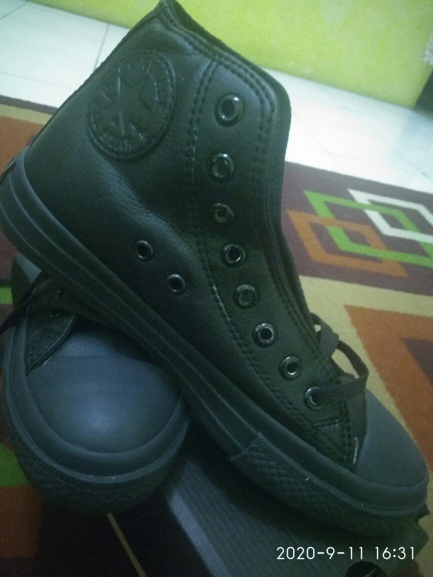  Sepatu  CONVERSE  ALLSTAR High Kulit  Full  Black  Grade 