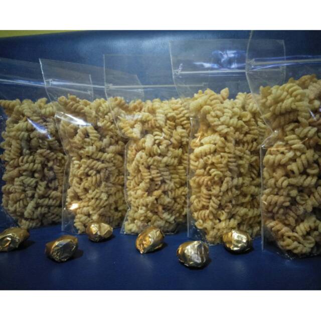 

Macroni gurih