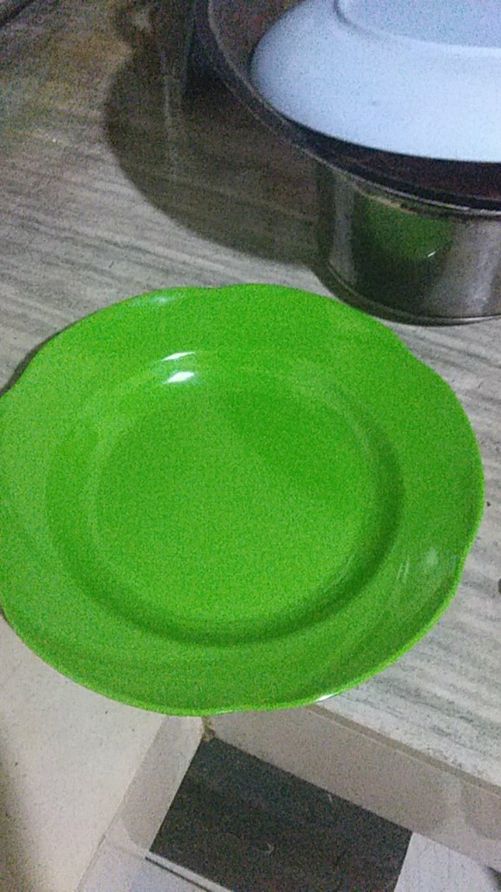 Piring Melamin Bunga Unica M6109