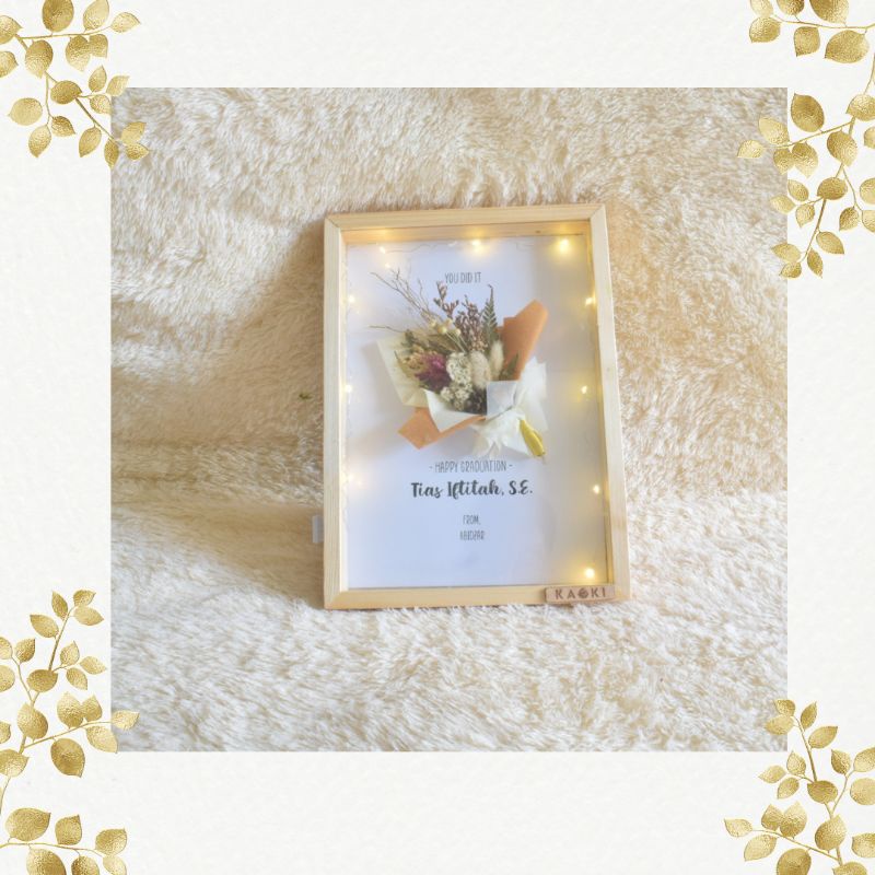 Graduation Gift Kado Wisuda Buket Frame lampu