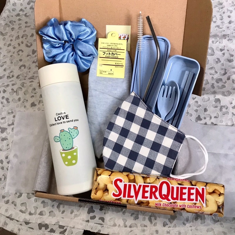 

[READY STOCK] Lovely Hampers / Valentine Hampers / Valentine Gift Box / Gift box / Set / Monochrome