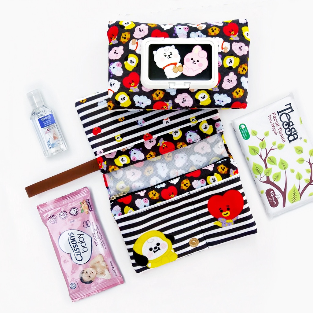 Pouch Tissue Handsanitizer 4 in 1 Organizer New Normal