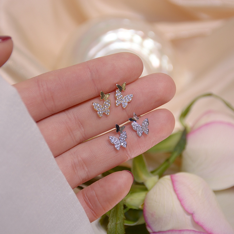 Anting Tusuk Motif Kupu-Kupu Lucu Bahan Sterling Silver 925 Hias Berlian Imitasi Untuk Wanita